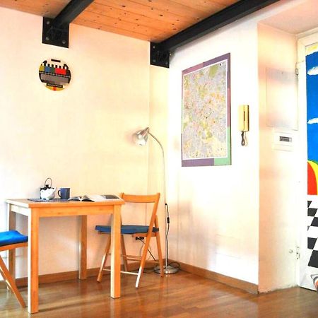 8 Studio Roma Esterno foto